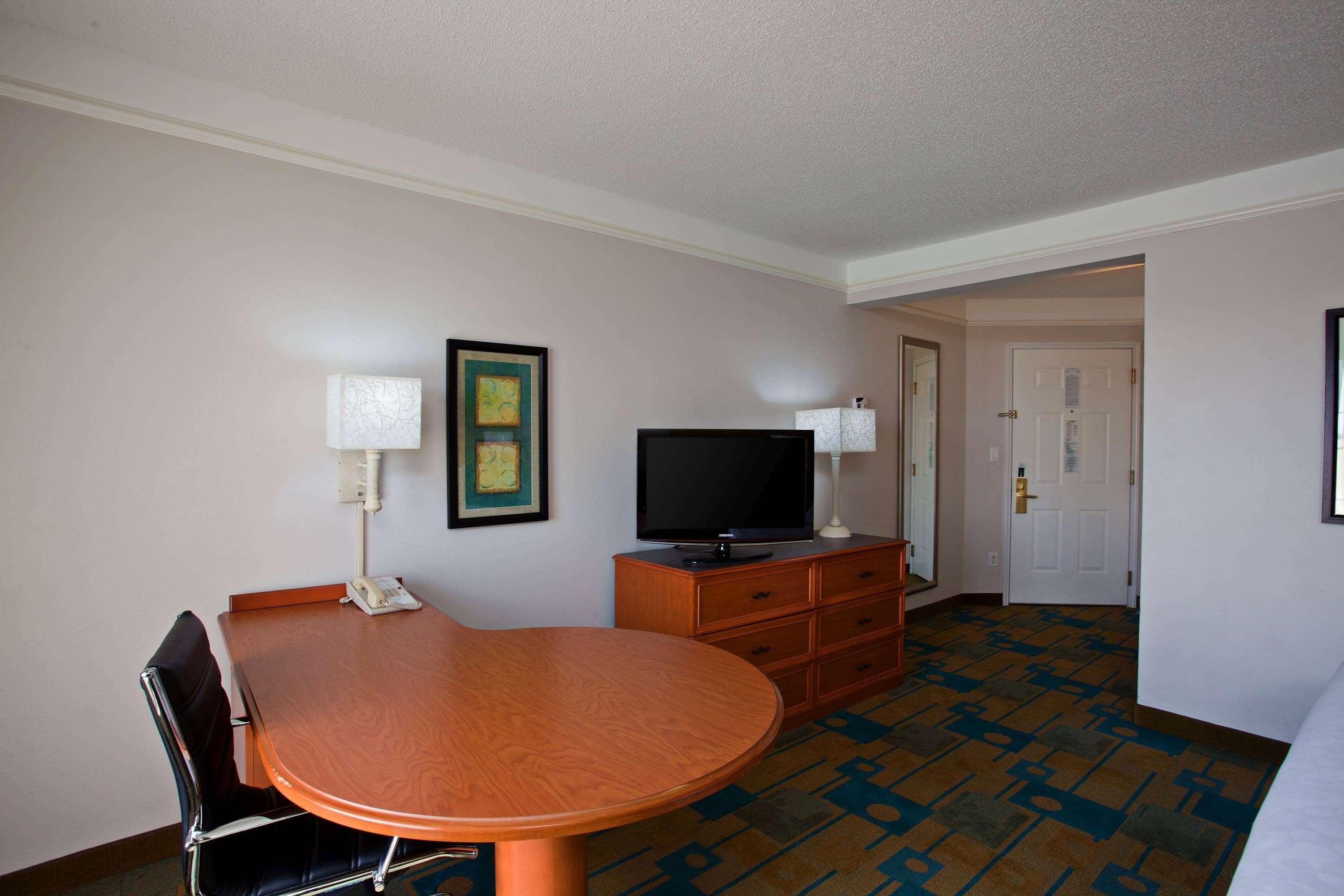 Hotel La Quinta By Wyndham Winston-Salem Exterior foto