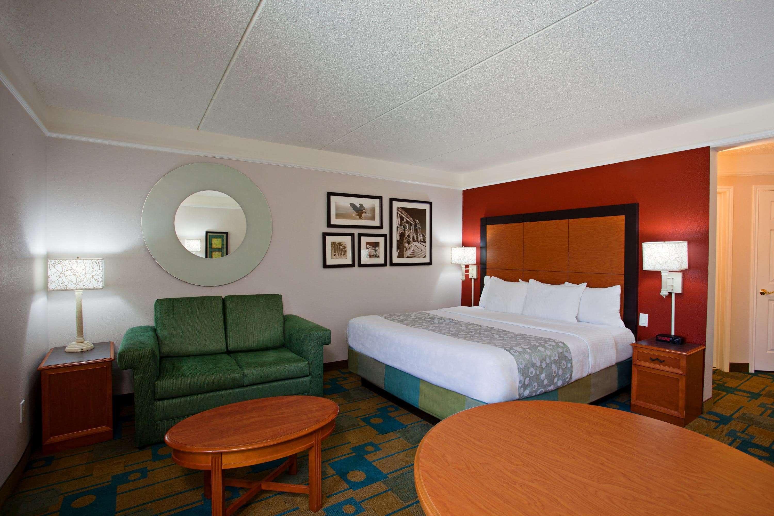 Hotel La Quinta By Wyndham Winston-Salem Exterior foto