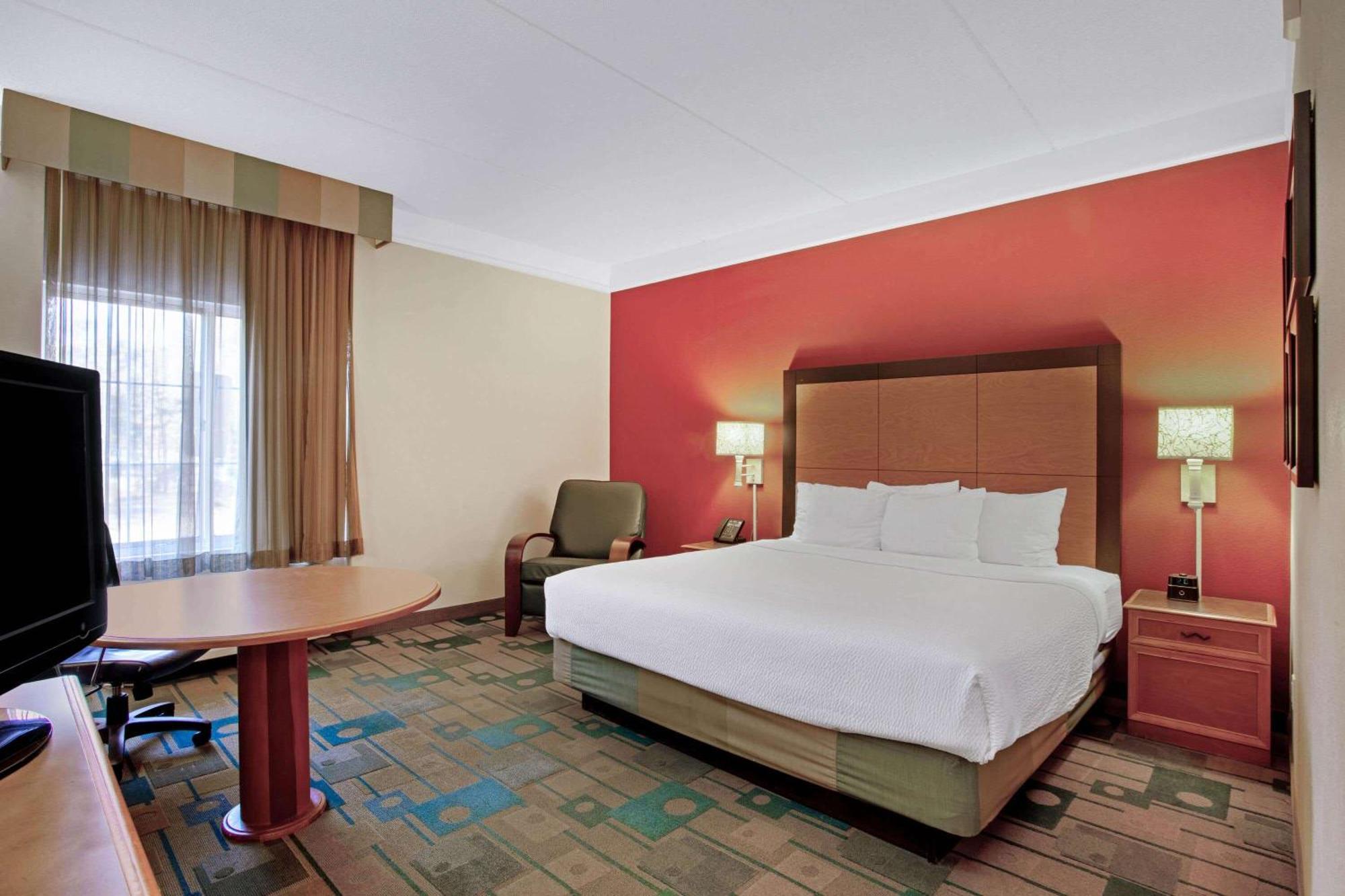 Hotel La Quinta By Wyndham Winston-Salem Exterior foto